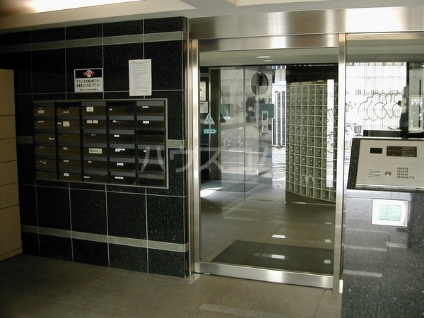 8/8 エントランス