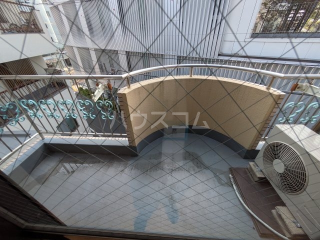 14/19 バルコニー