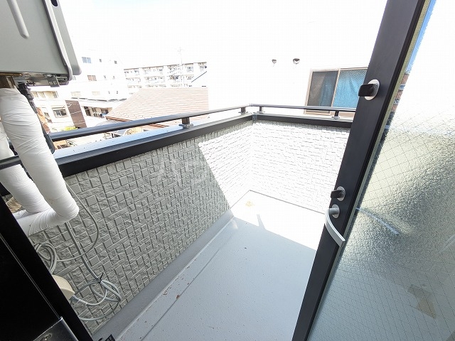 23/30 バルコニー