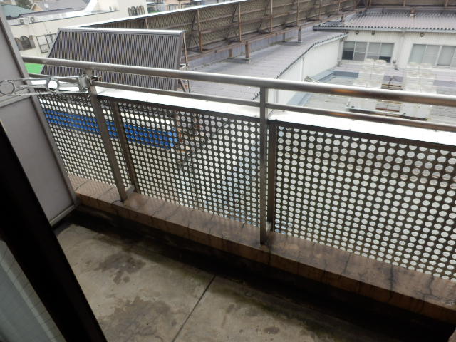 22/30 バルコニー