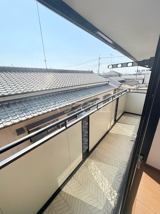 19/27 バルコニー