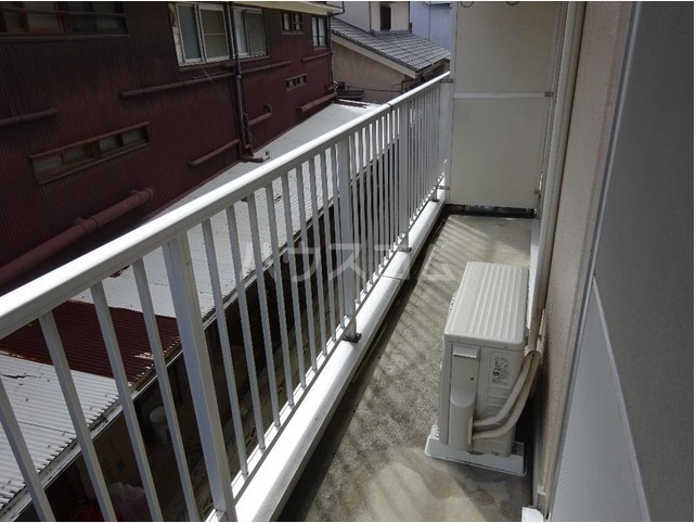 13/26 バルコニー