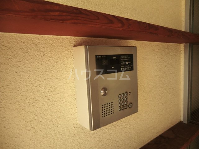 21/28 エントランス