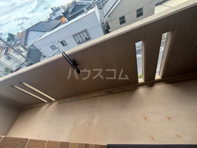 25/30 バルコニー