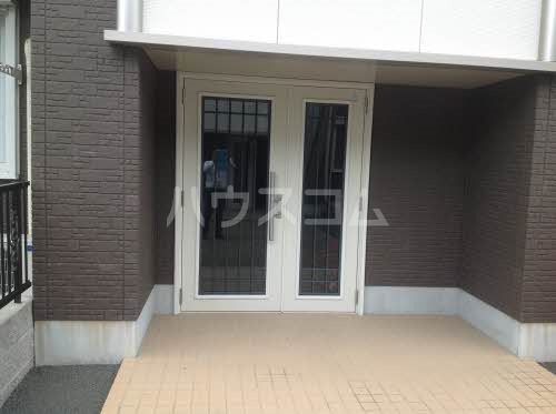 16/26 エントランス