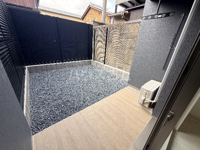 21/30 バルコニー