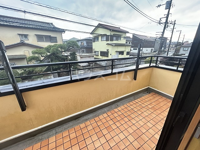 23/30 バルコニー