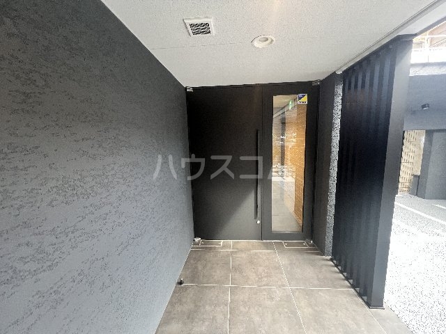 29/30 エントランス