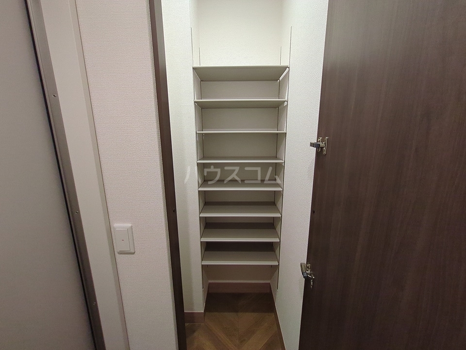 収納