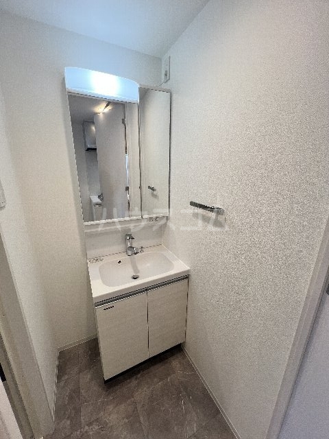 17/30 洗面