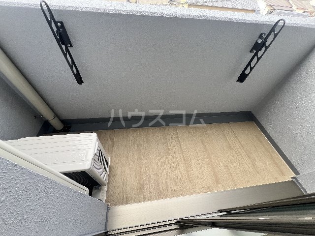 21/30 バルコニー