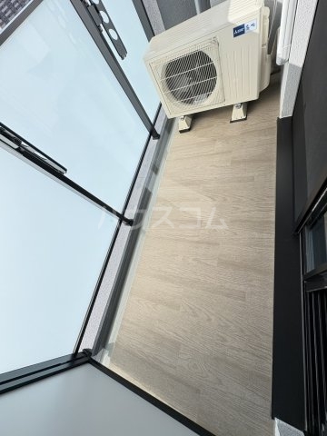 20/30 バルコニー