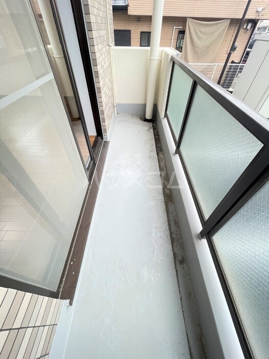 16/20 バルコニー