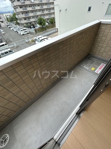 23/30 バルコニー