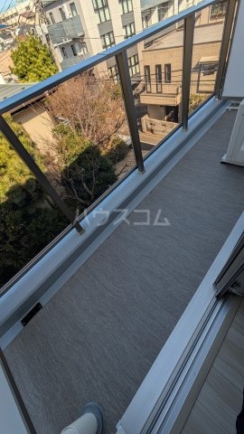 13/21 バルコニー