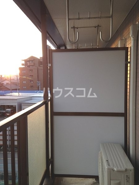 14/28 バルコニー