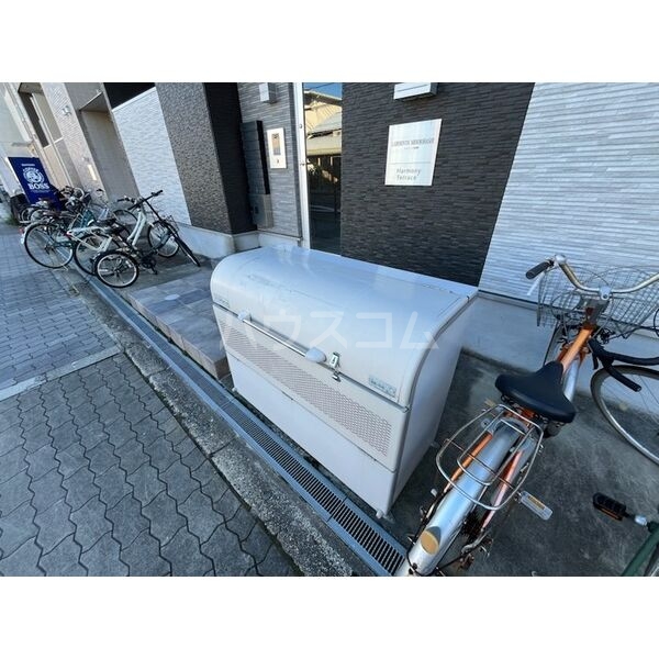 14/24 エントランス