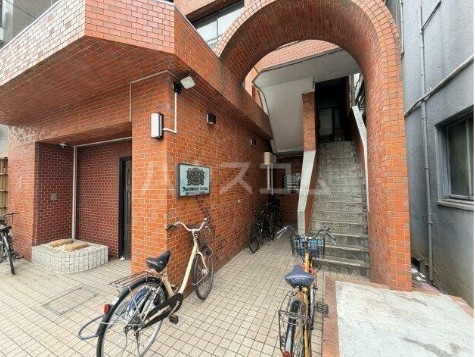 15/25 エントランス