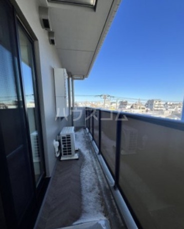 18/27 バルコニー