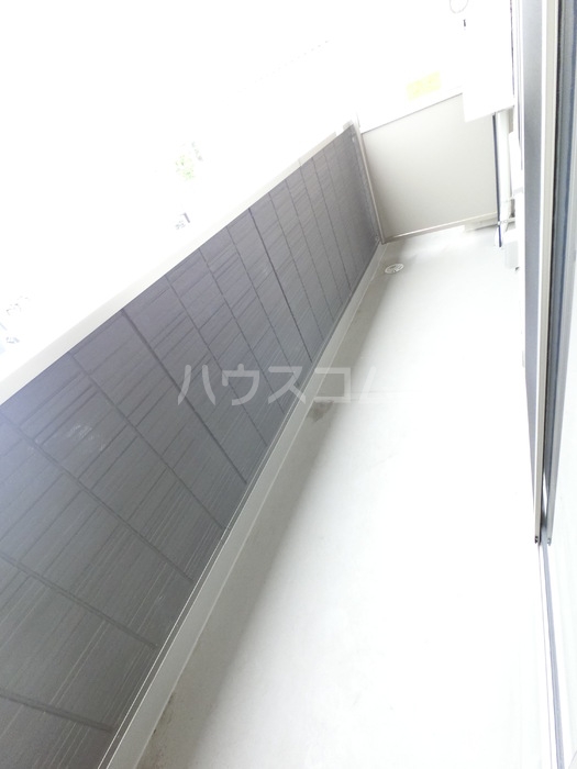 13/22 バルコニー