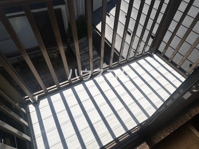 14/20 バルコニー