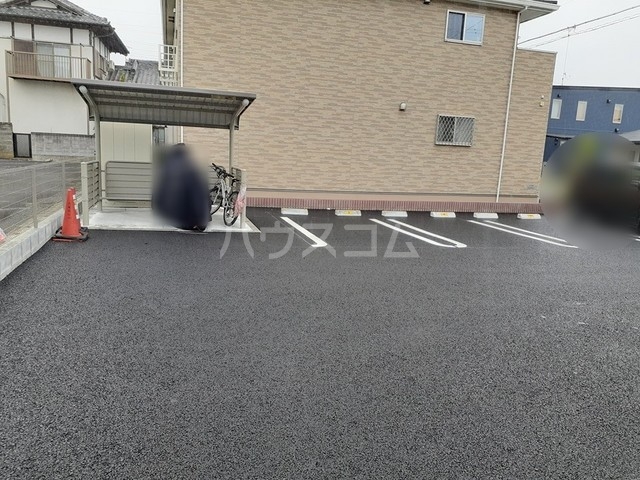 15/21 駐車場