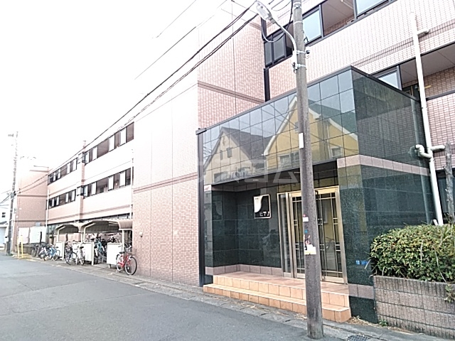 19/29 エントランス