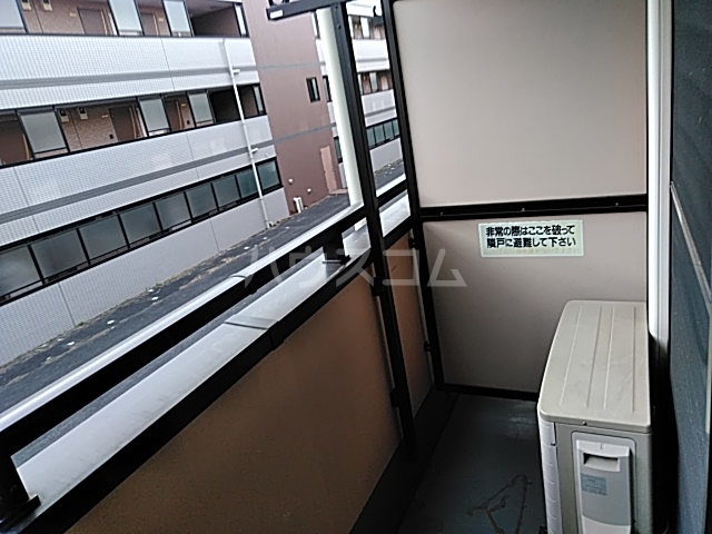 13/29 バルコニー