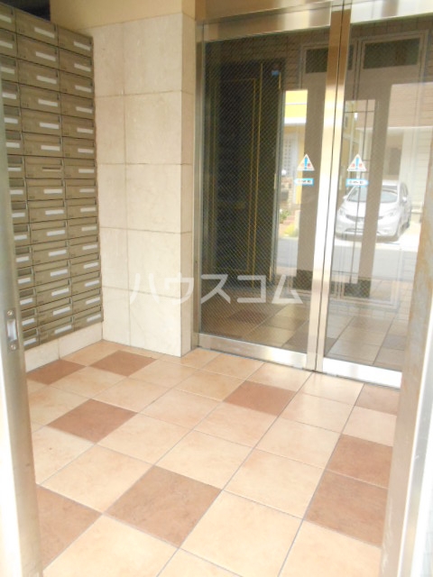 15/25 エントランス