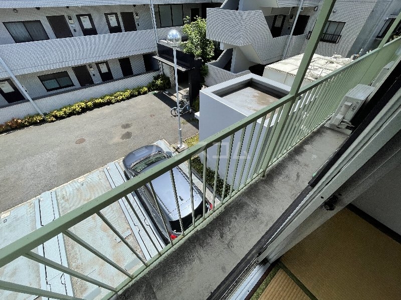 15/23 バルコニー