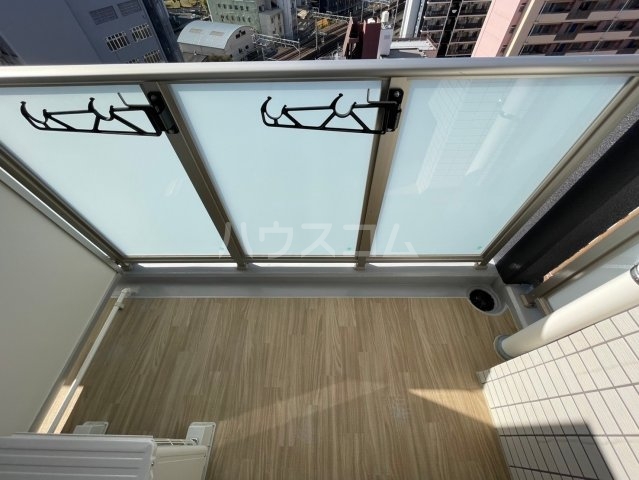 16/28 バルコニー