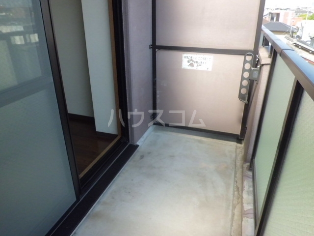 17/28 バルコニー