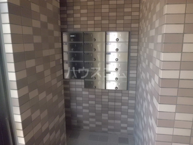 20/28 エントランス