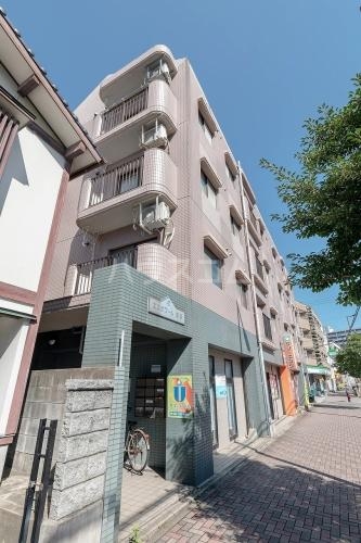 17/22 エントランス