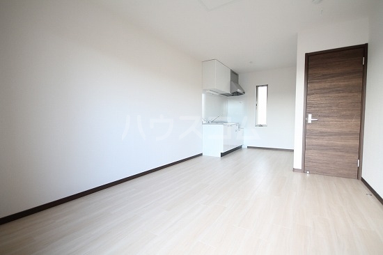 4/13 リビング/ダイニング