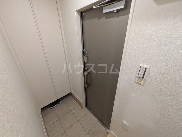 13/30 玄関