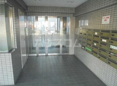 14/24 エントランス