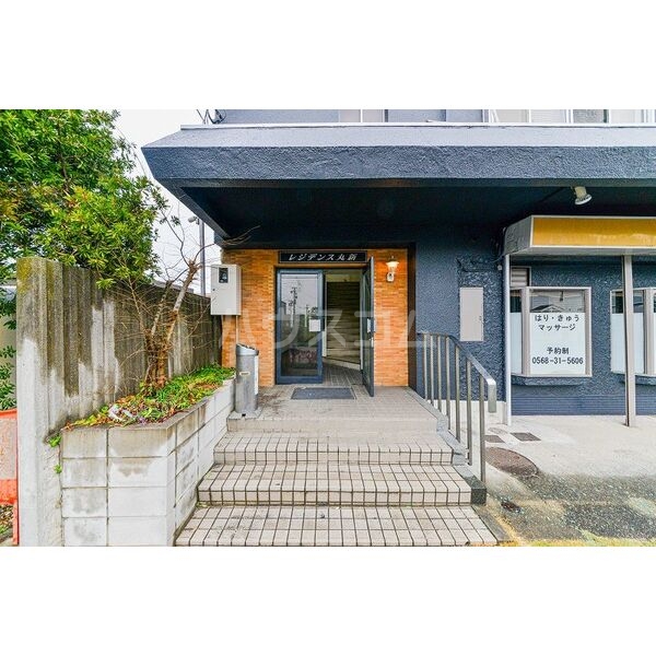 16/24 エントランス