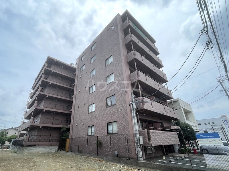 2/30 外観