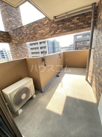 19/30 バルコニー