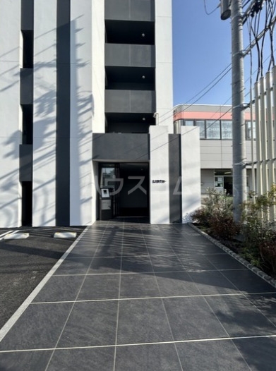 2/3 エントランス