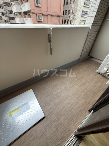 20/30 バルコニー