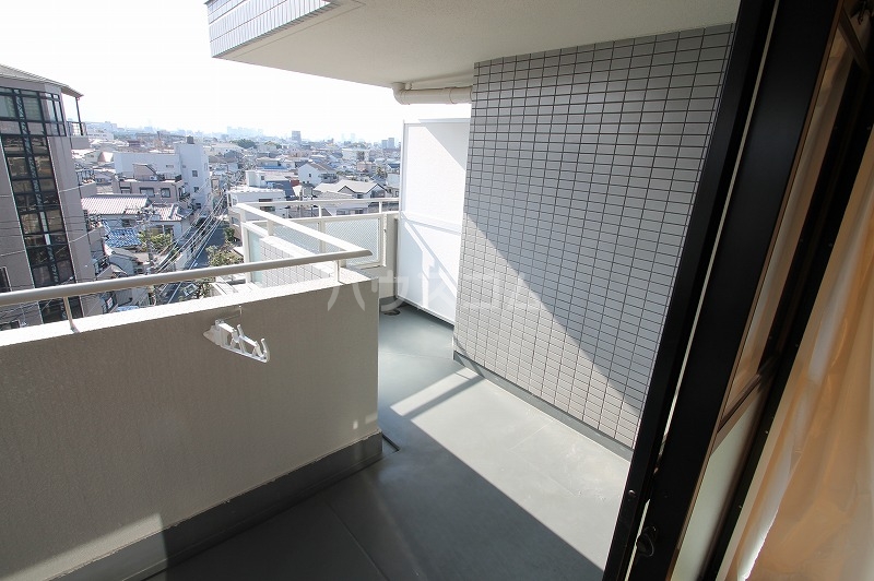 20/30 バルコニー