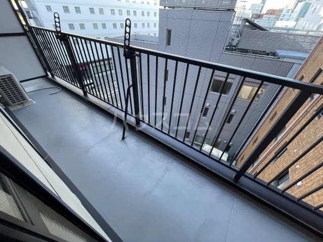 20/30 バルコニー