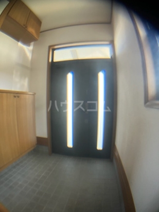 14/30 玄関