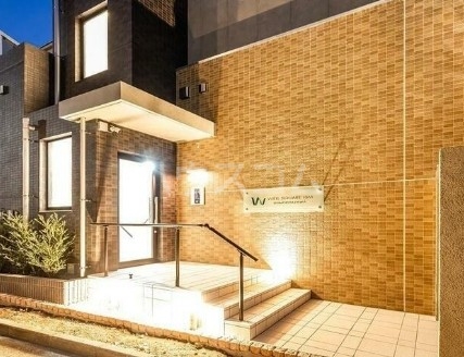 15/16 エントランス