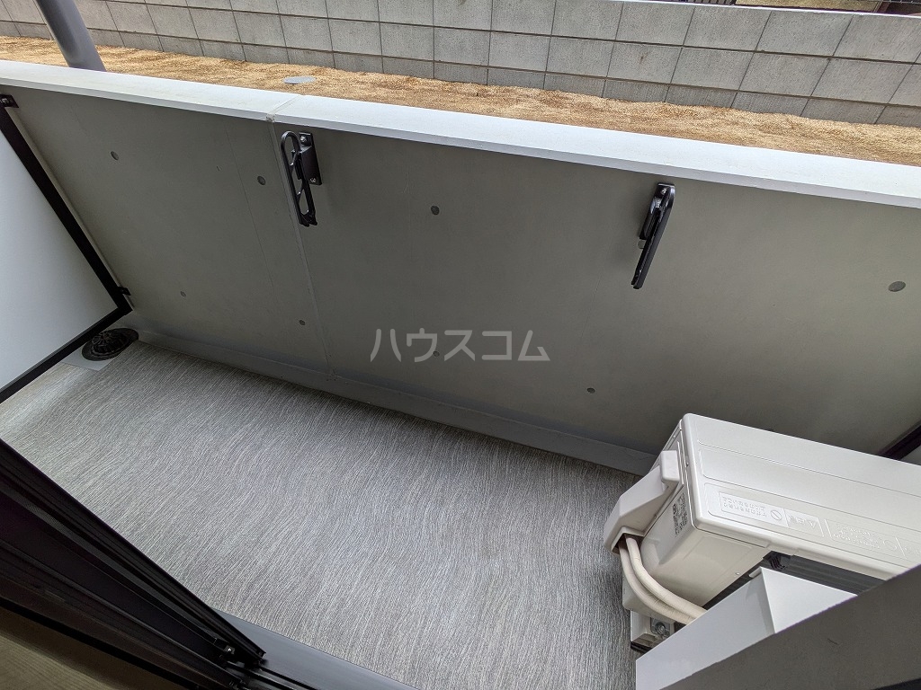 13/30 バルコニー