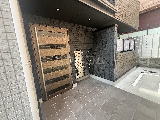 29/30 エントランス