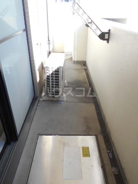 13/27 バルコニー