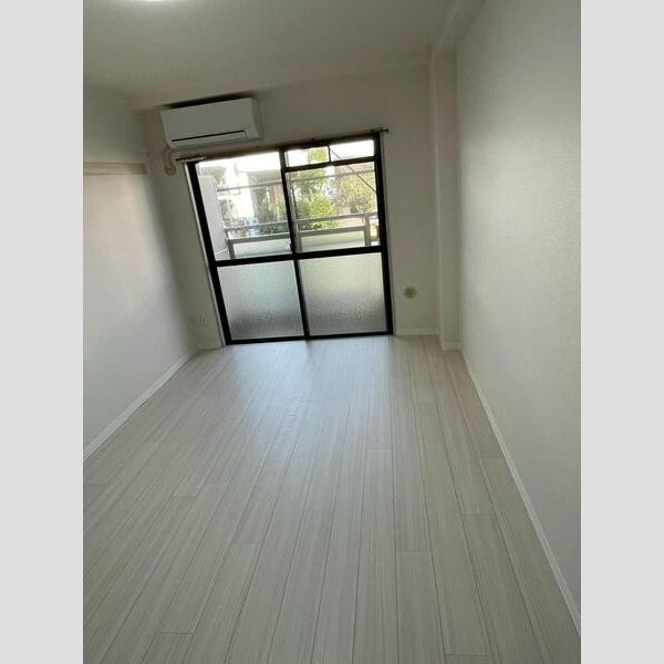 2/8 リビング/ダイニング